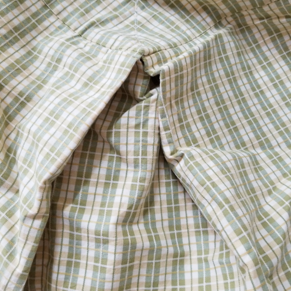 EUC - Custom bedskirt King size - Picture 3 of 8
